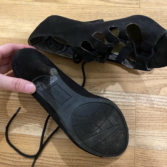 3/$15 Sexy lace up heels - Picture 3 of 3